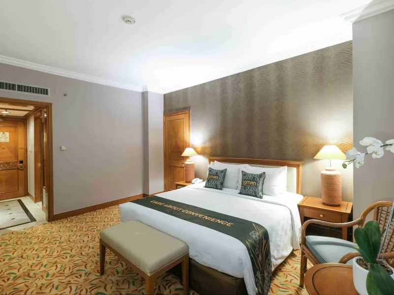 Loman Suite